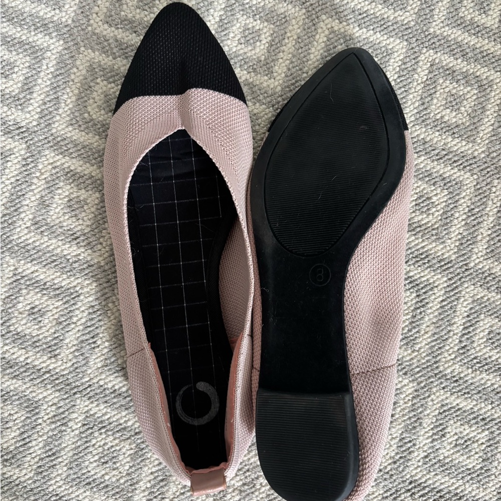 Women's Two-Tone Pink and Black Pointed Toe Flats